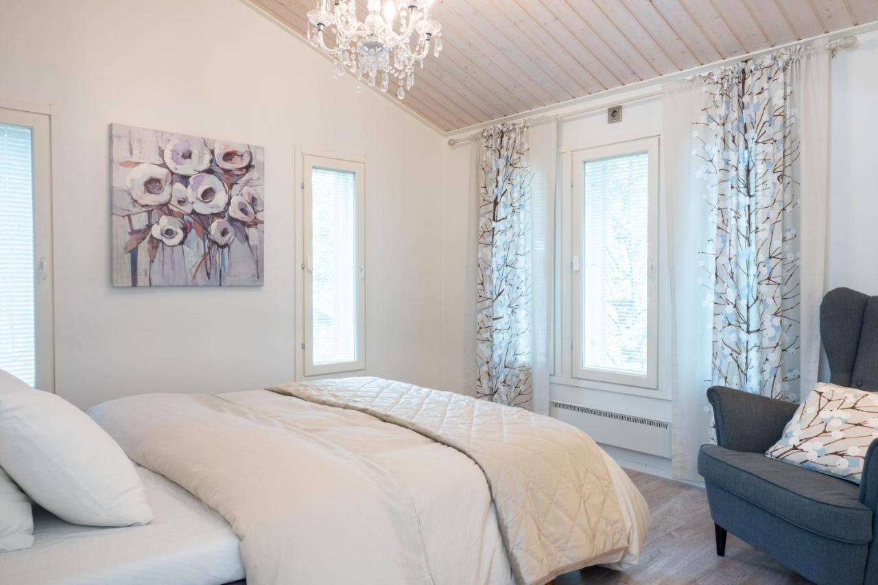 Luxurious Villa Kinos With Jacuzzi Rovaniemi Eksteriør billede