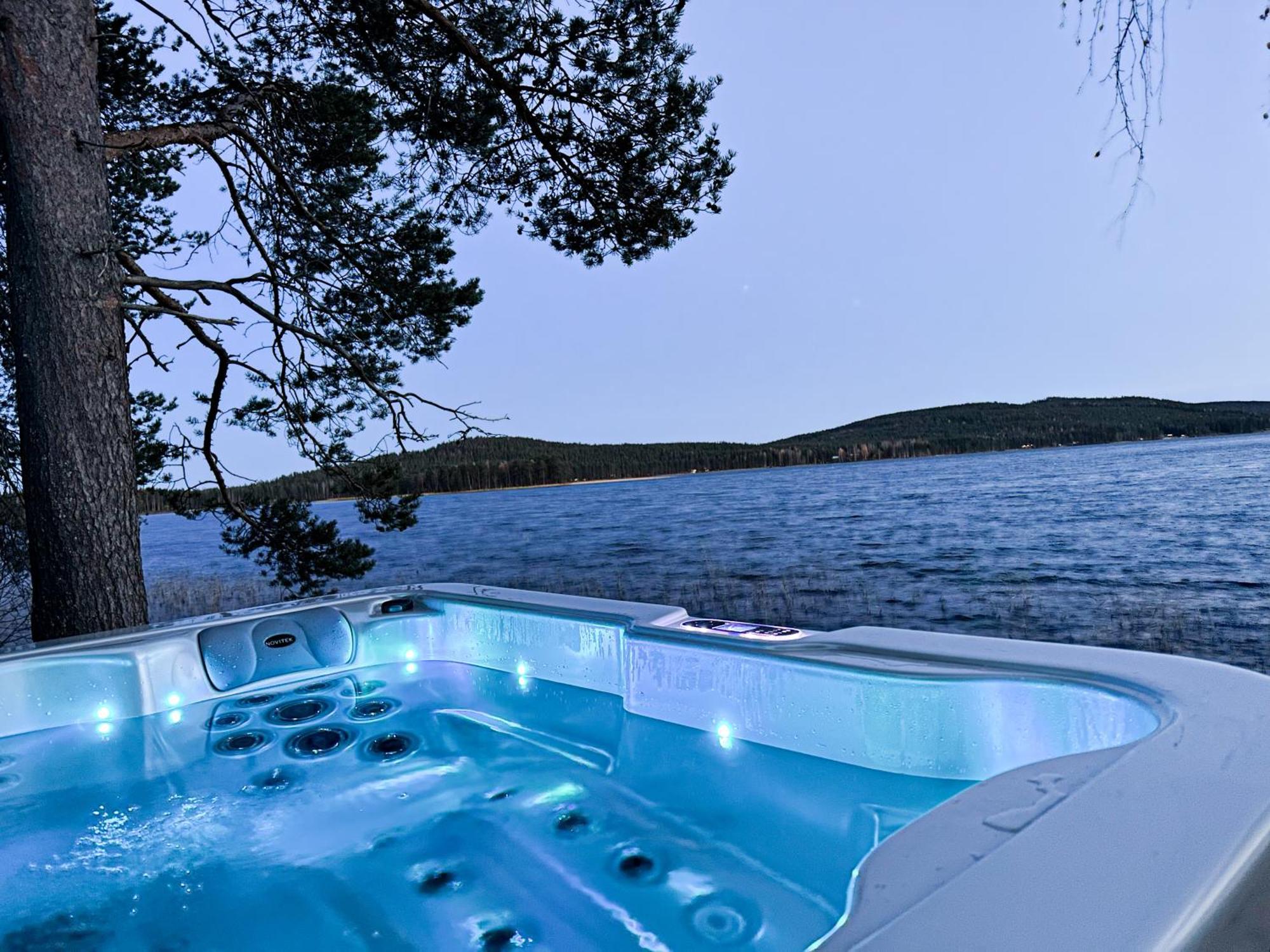 Luxurious Villa Kinos With Jacuzzi Rovaniemi Eksteriør billede